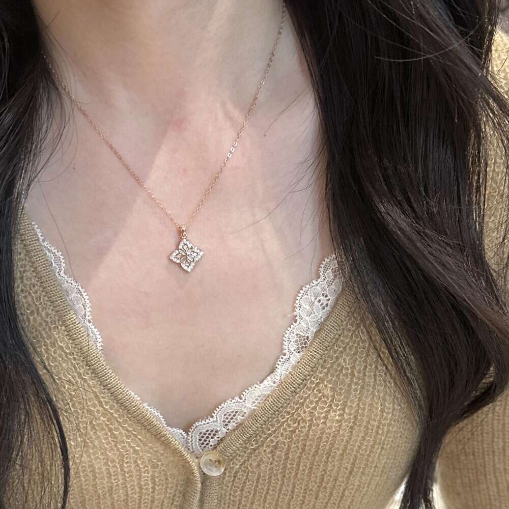 S Pure Sier Mother-of-Pearl Double-Sided Four-Leaf Flower Necklace Niche Design New Chinese Style Elegant Versatile Collarbone Chain for Women