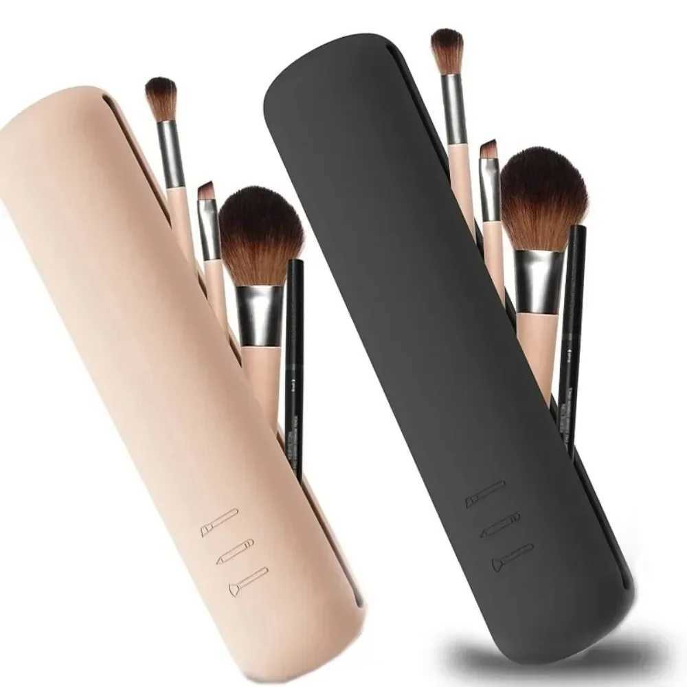 Travel Makeup Brush Holder Silicone Cosmetic Brushes Bag Makeup Sponge Case Portable Waterproof Makeup Tools for Women Girls XJ2500716