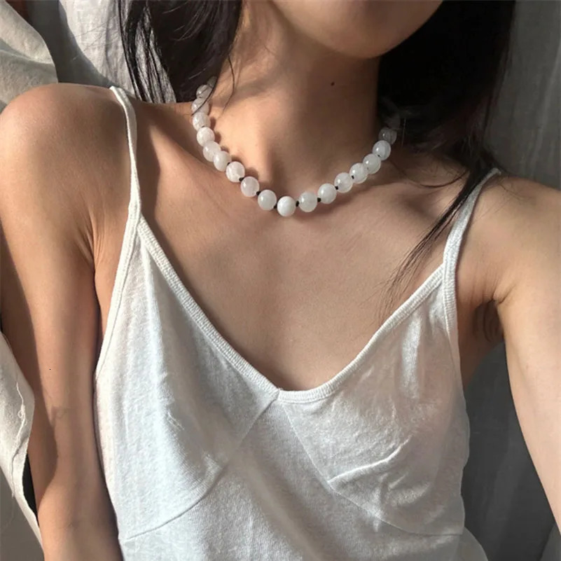 White stone ball beaded necklace for women natural stone necklace minimalist simple handmade summer beach jewelry 250712