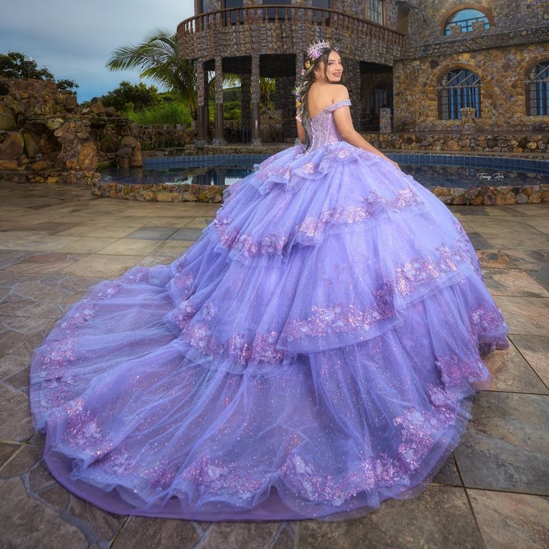 Lavender Shiny Quinceanera Dresses Ball Gown Off Shoulder Sequin Appliques Flower Beading Crystal Tull Sweet 16 Dress Vestidos De 15 Anos