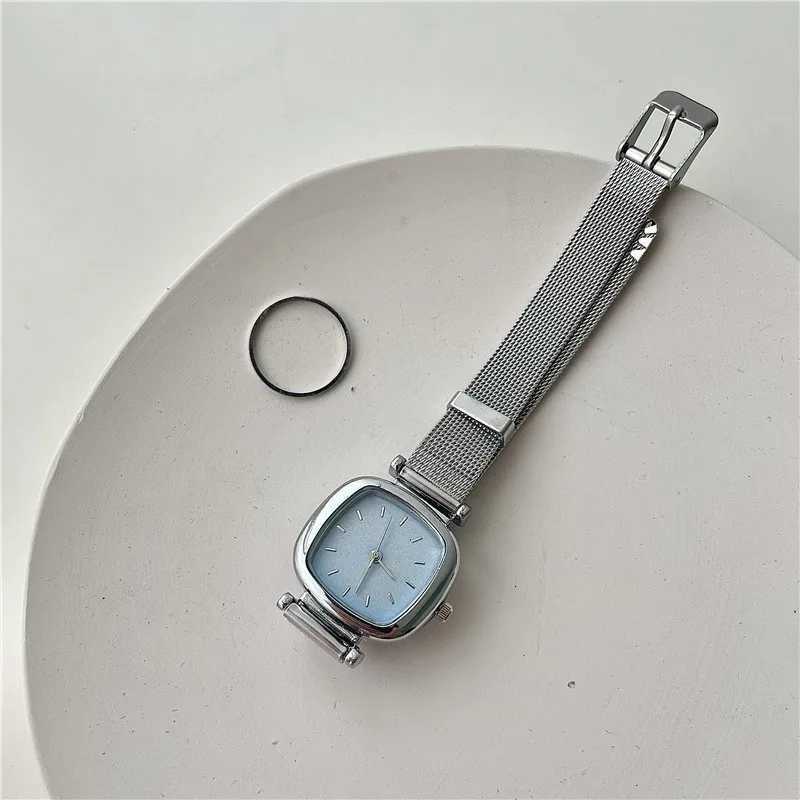 Kegllect Wen Square Quartz Fashion Simple Korean Ladies Small Dial Steel Strap Watch for Ladies Y250715