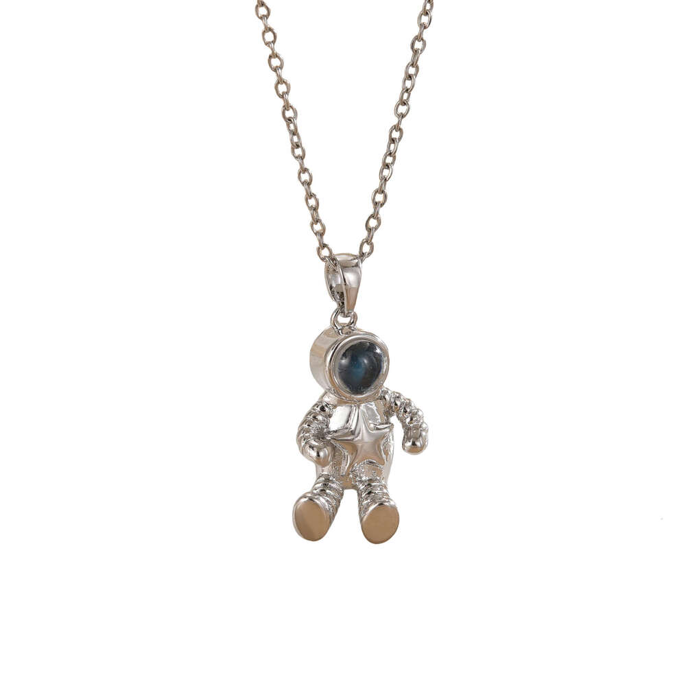 New Astronaut Pendant Necklace For Women Hip Hop Personality Collarbone Chain 2C3