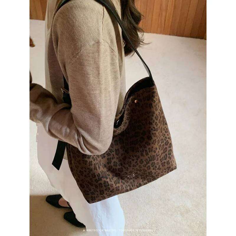 Nanfeng Chio2nd Autumn Limited Edition Fashion Retro Western Leopard Shoulder Bag