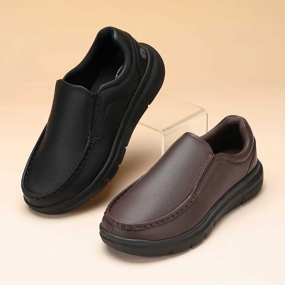 Fitville Mens Shoes Wide Width Leather Slip-On Casual Shoes Lightweight For Swollen Feet With Arch Support Pain Relief W250716
