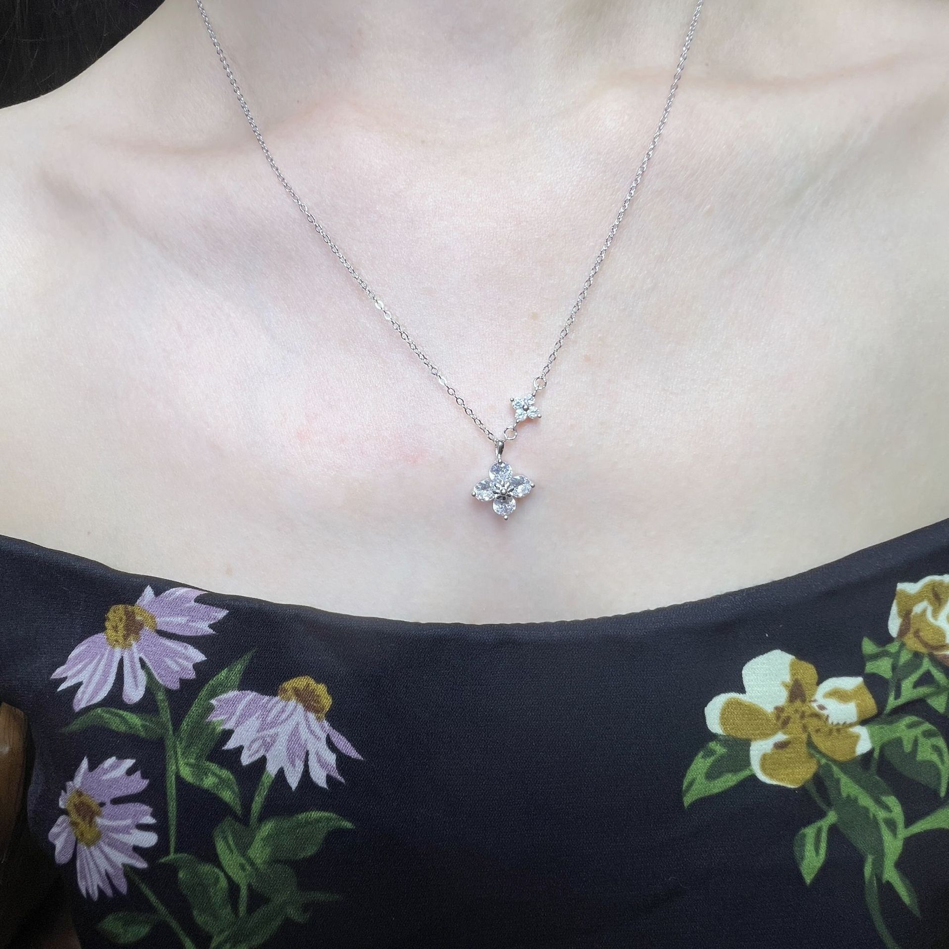 Silver - Toned Four - Petal Flower Pendant Necklace With Rhinestone Accents And Mini Flower Detail Elegant Daily And Special Occasions Gift For Her Fa