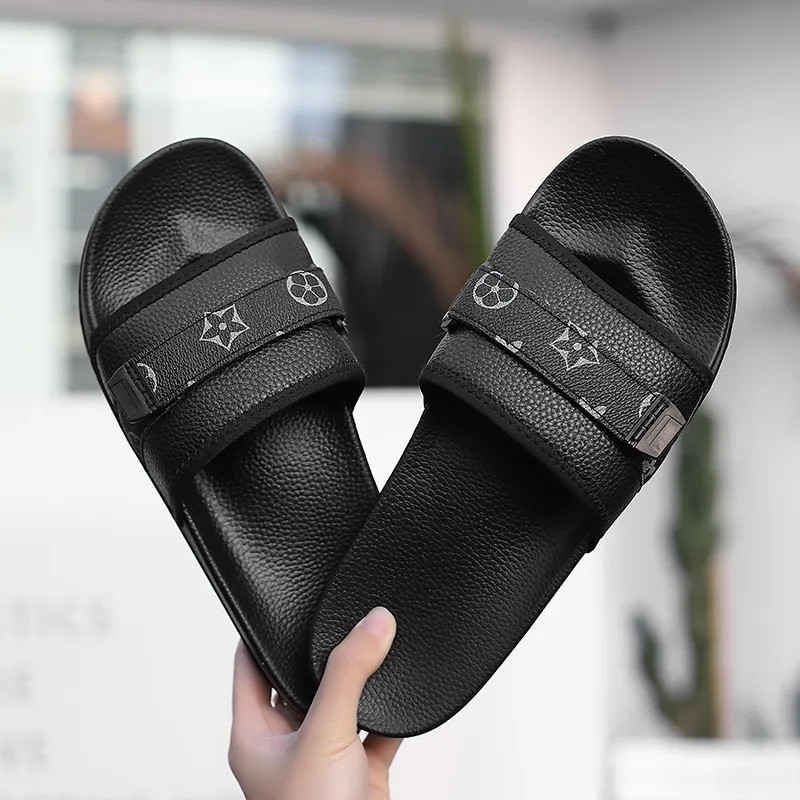 2025 hot free shipping designer sandals for man vintage outdoor Comfortable sports slippers