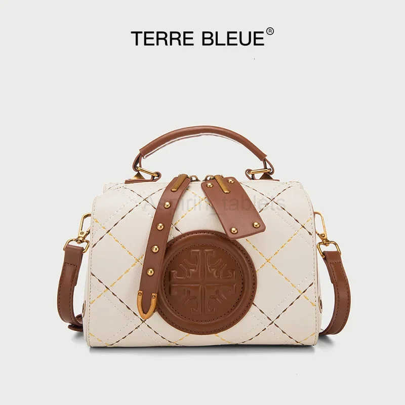 New Summer Fashionable Versatile Commuter Bag Womens Shoulder Handbag Casual Daypack Crossbody Bag Large Capacity M250716