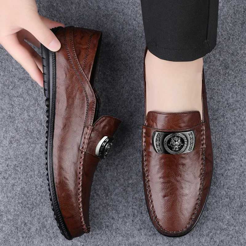 Fashion Brand Mens Spring and Summer Casual Soft Soled Leather Shoes Classic Black Men Pointed Comfortable Anti-Slip Loafers W250716