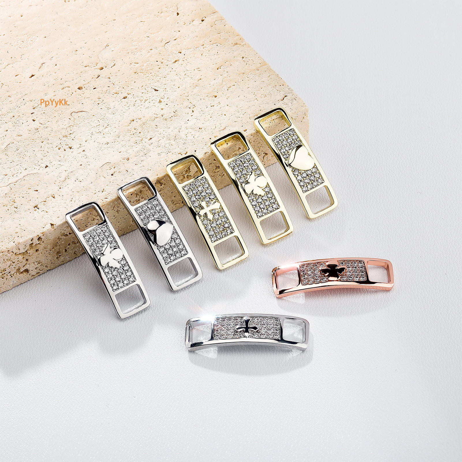 New Arrival Hip-hop Shoe Buckles Iced Out Bling Bling Metal Accessories Unique Design with Moissanite Cross Heart Angel Decor Stylish Shoe Bling