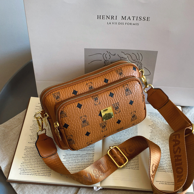 Designer bag 2025 New Small Bag for Women Elegant Niche Casual Versatile Fashion Single Shoulder Bag Crossbody Bag