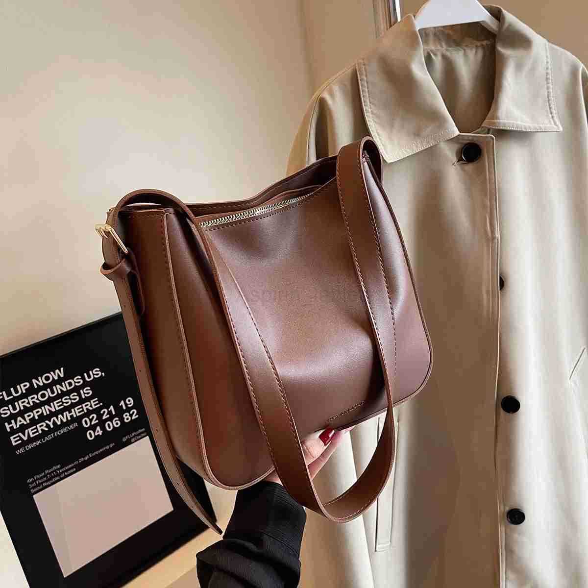 Super Popular Spring and Summer Commuter Bucket Bag for Women 2025 New Pu Leather Womens Bag High-End Large-Capacity Single Shoulder Crossbody Bag M25
