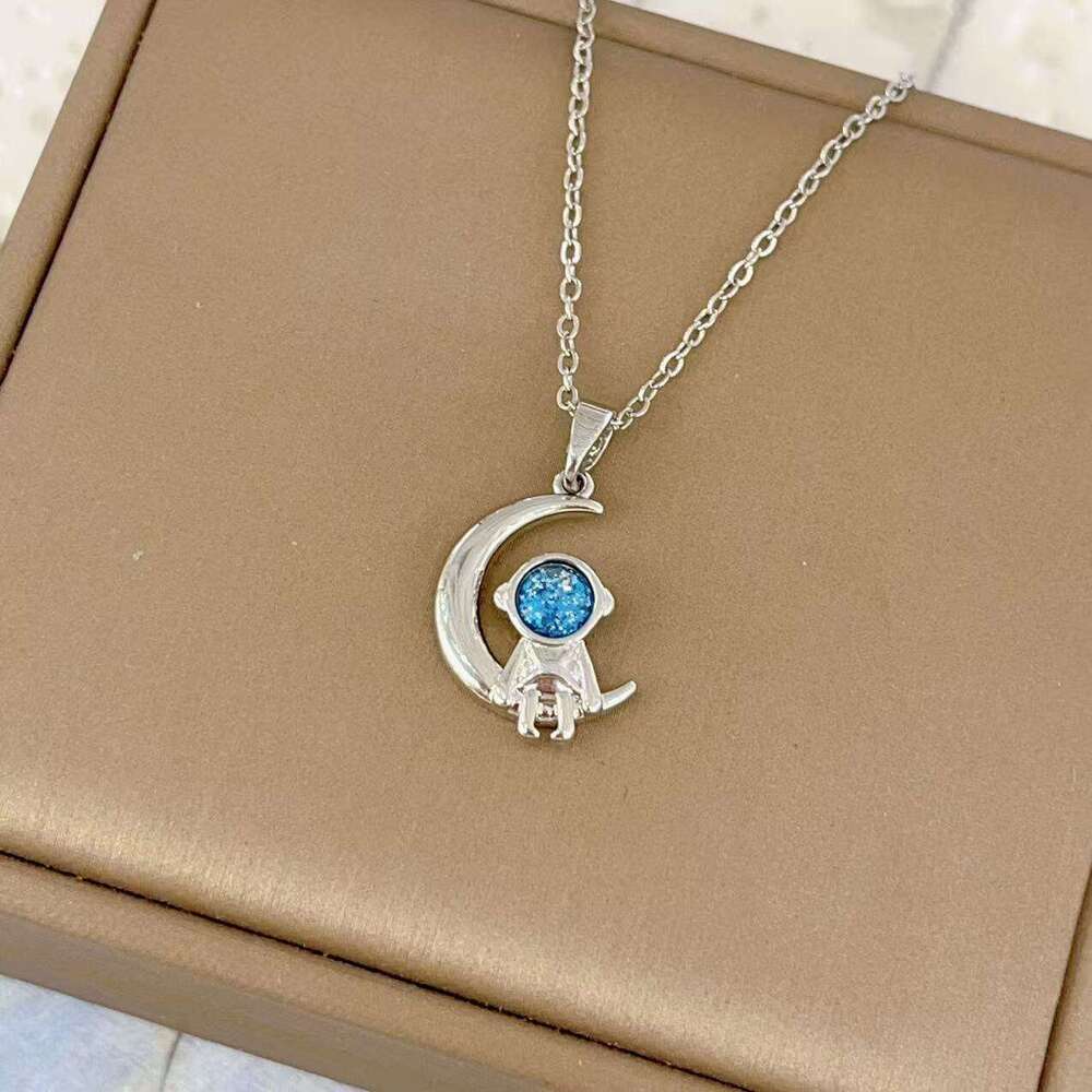 Cartoon Pendant Valentine's Day Gift Trendy Ins Style Clavicle Chain Astronaut Couple Necklace 31C