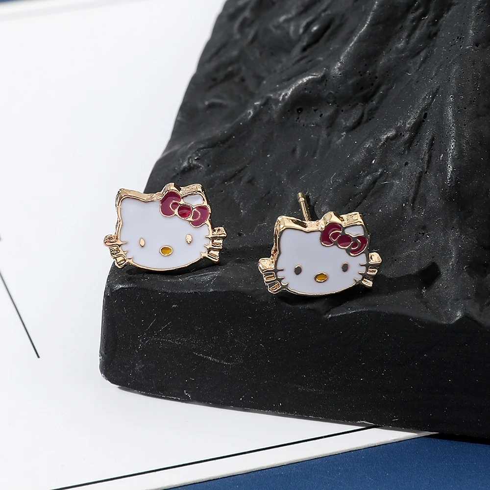 Sanrio Kawaii Sanrio Hello Kitty Fashion Simplicity Earring Cute Cartoon Figure KT Cat Bow Tie Earring for Best Friend Surprise Gifts w250716