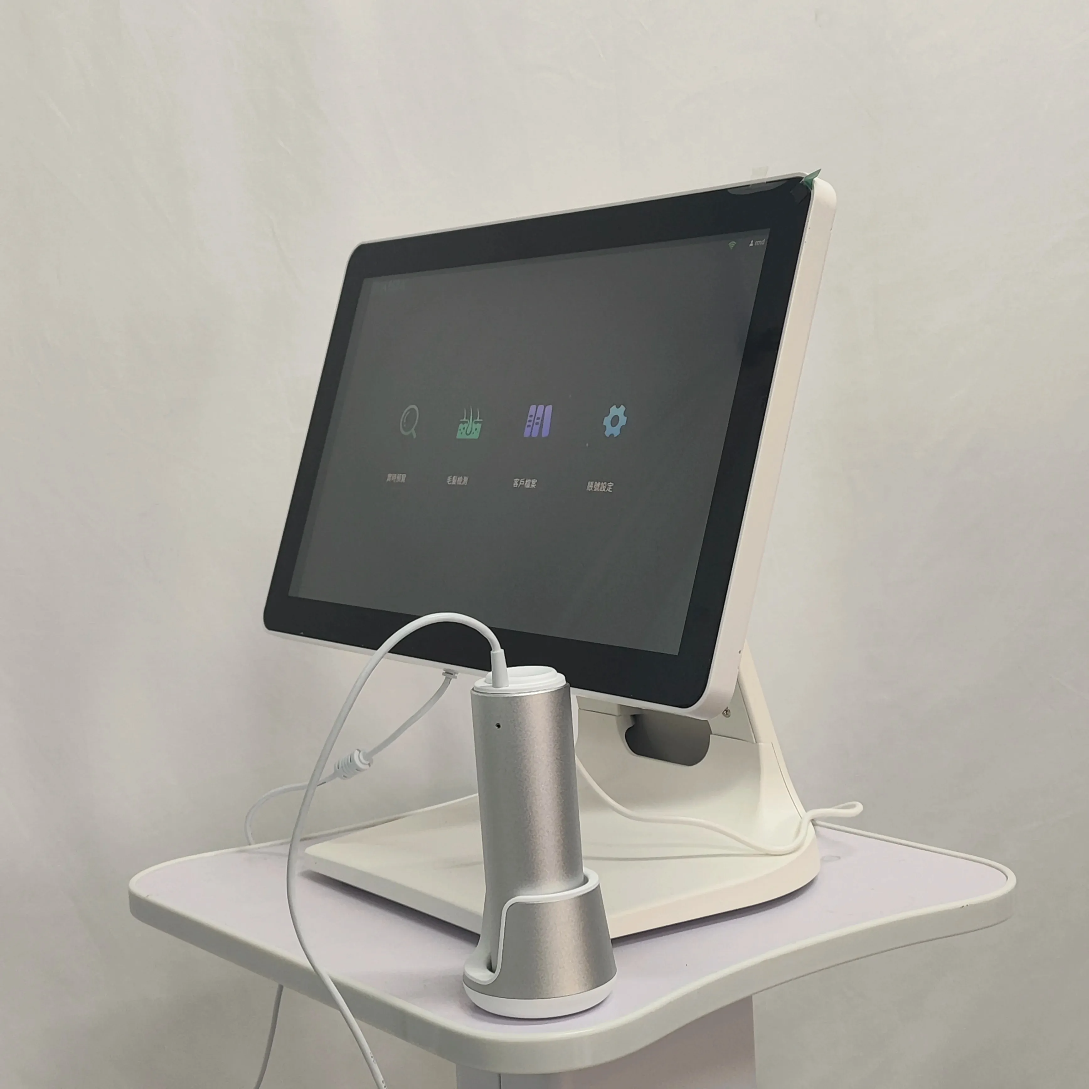 Hair Follicle Detector Is a Multi-Platform Connection Device Suitable For Scalp Oil Pore Analysis and Care In Beauty Salons And Hair Care Centers