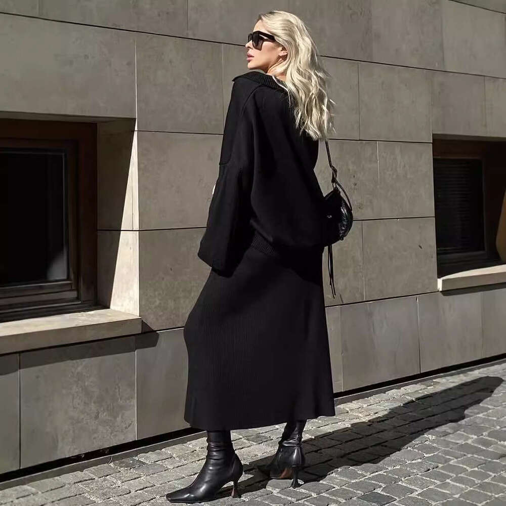 Winter New Fashion Simple Style V-Neck Knitted Sweater Skirt Set B5