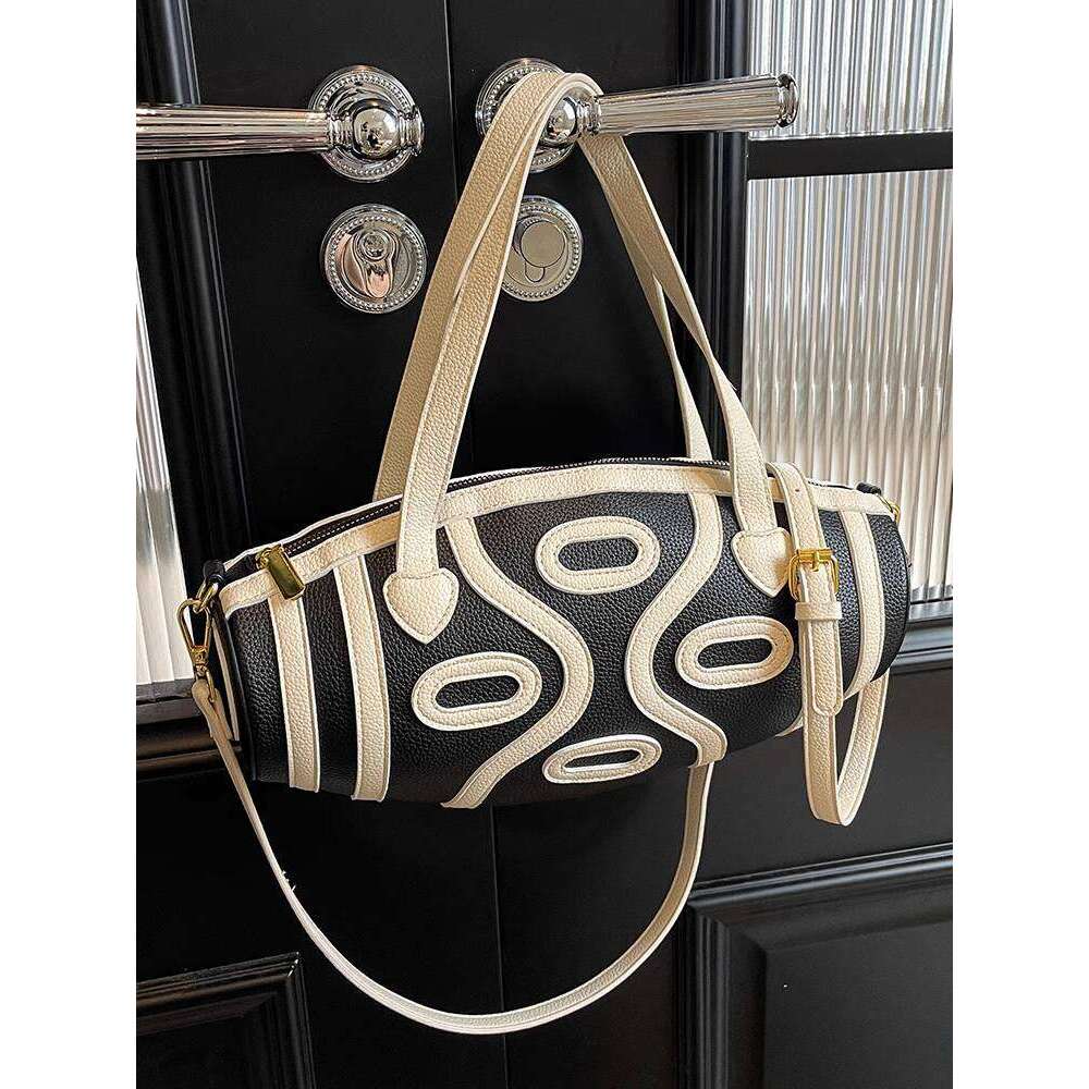 Niche Design Fashion Rugby For Women New Trendy Internet Celebrity Unique Handbag Personality Single Shoulder Underarm Bag