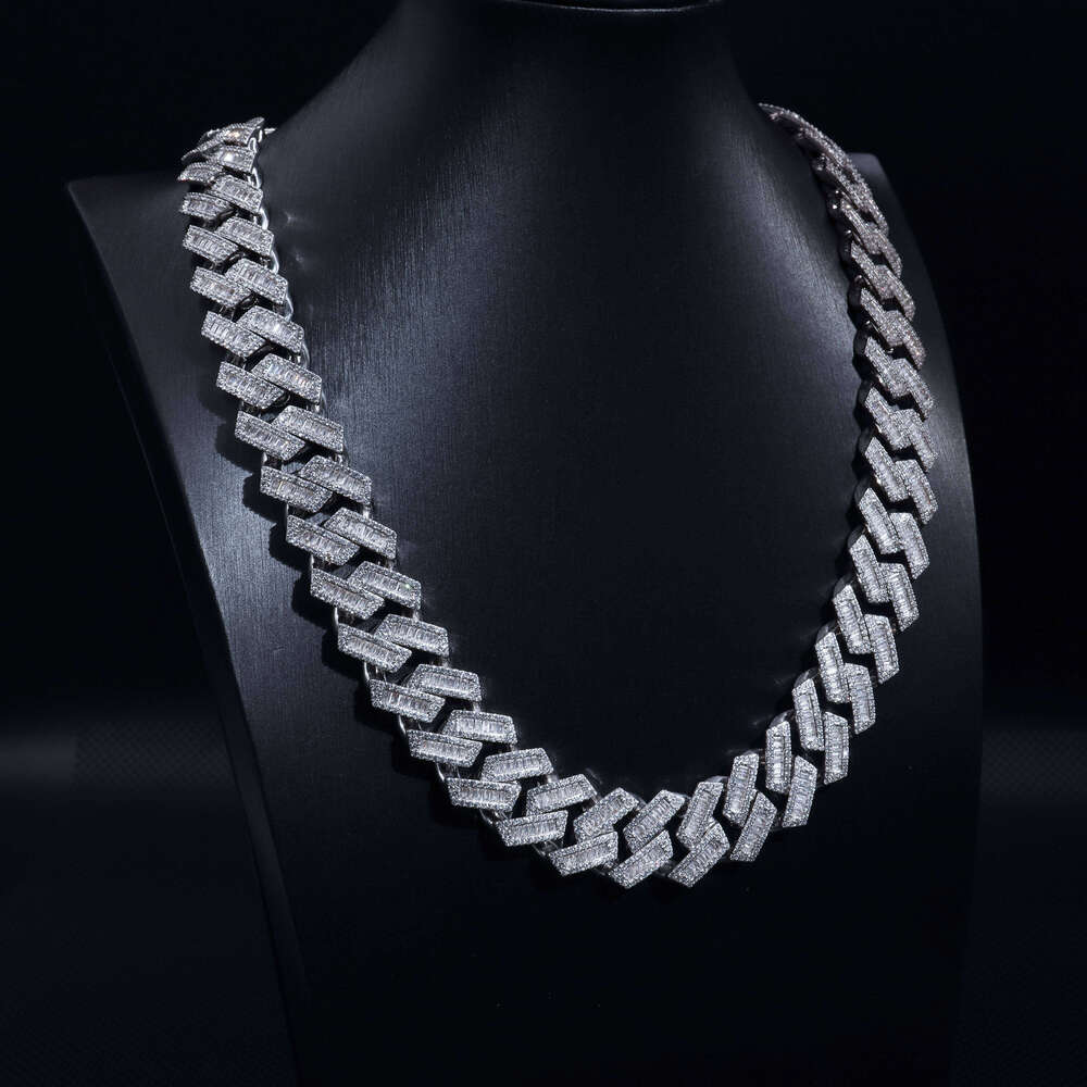 Pass 100% diamond testDesigner necklace22mm Heavy Duty Hip-Hop Necklace Sier Long Stick Bread Iced VVS Moissanite Lab Cuban Chain