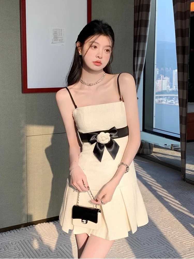 2023 New French Elegant Small Fragrance Summer Dress Women Hotsweet Fashion 3D Flower Pleated Mini Dress Party Vestido Feminino R250716