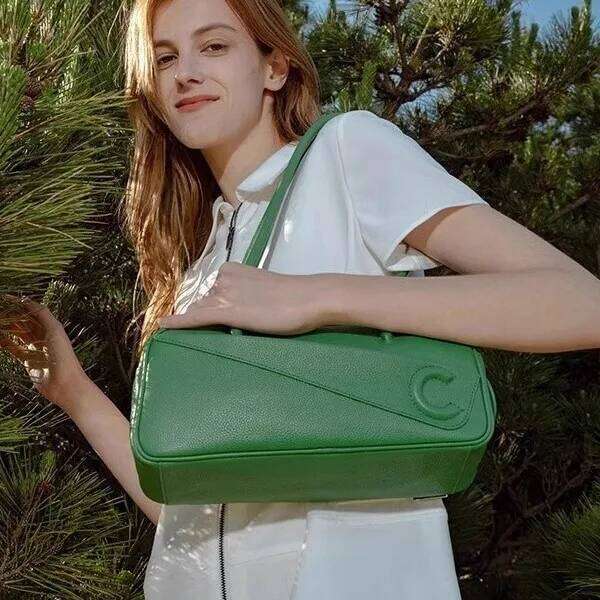 25 Spring/Summer New Product Coccinelle/Keqineil Medium Single Shoulder Handheld Tusi Women's Bag, Advanced And Practical