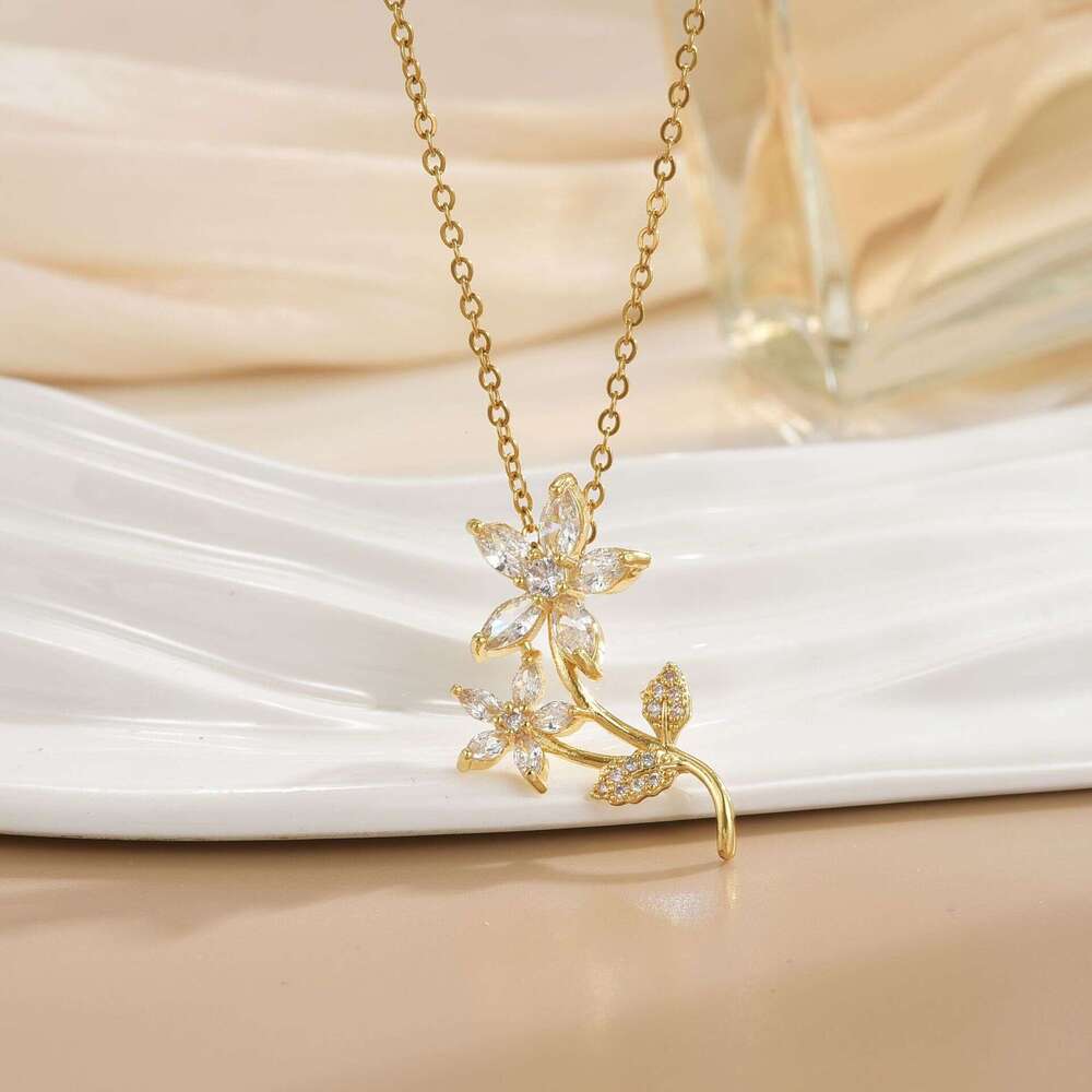 Micro Pave Zircon Flower Design Pendant Necklace For Women, Copper Plated Real Gold, Fashionable And Versatile With A High-End Feel B5f