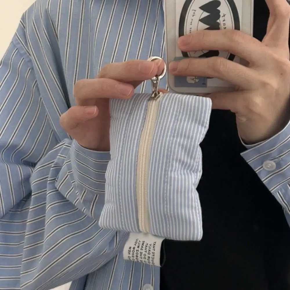 Creative Stripe Coin Purse Large Capacity Mini Card Holder Portable with Zipper Storage Bag