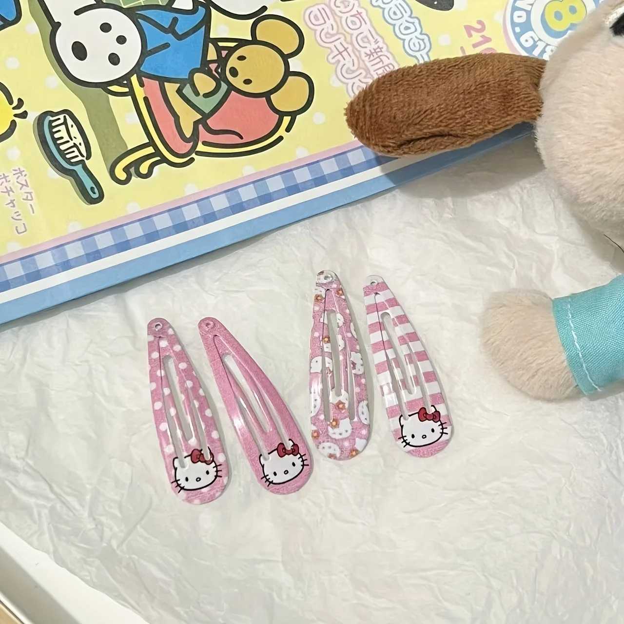 Sanrio 8 PCS Random Sanrio Hello Kitty Hair Clips Girl Hair Bangs Shredded Hair With Cute Hair Clips On Side Hair Accessory w250716