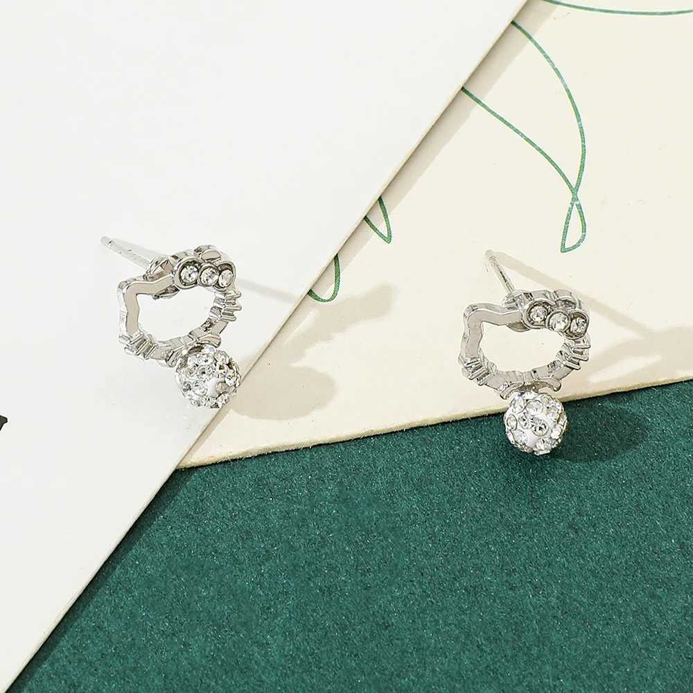 Sanrio Hello Kitty Earrings Fashion Cute Kitty Cat Ear Studs For Friends Womens Birthday Jewelry Gifts w250716