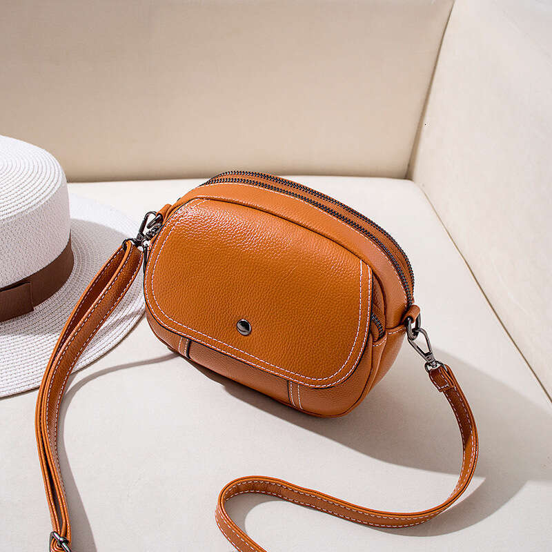 2022 New and Elderly Women, Multi-layer Soft Leather Mom Women's Crossbody Bag, Single Shoulder Bag for Middle-aged Ladies