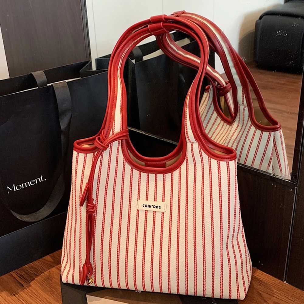 Texture Women Tote Bag Contrast Color Stripe Shoulder Bags Large Capacity Female Daily Commute All-match Underarm Packs Handbags