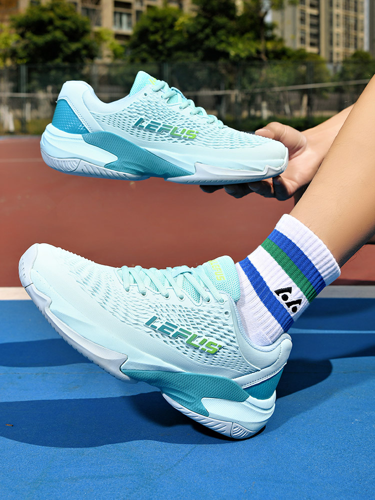 Lightweight tennis shoes with shock absorption and wear resistance for men and women; anti-slip running shoes for 2025