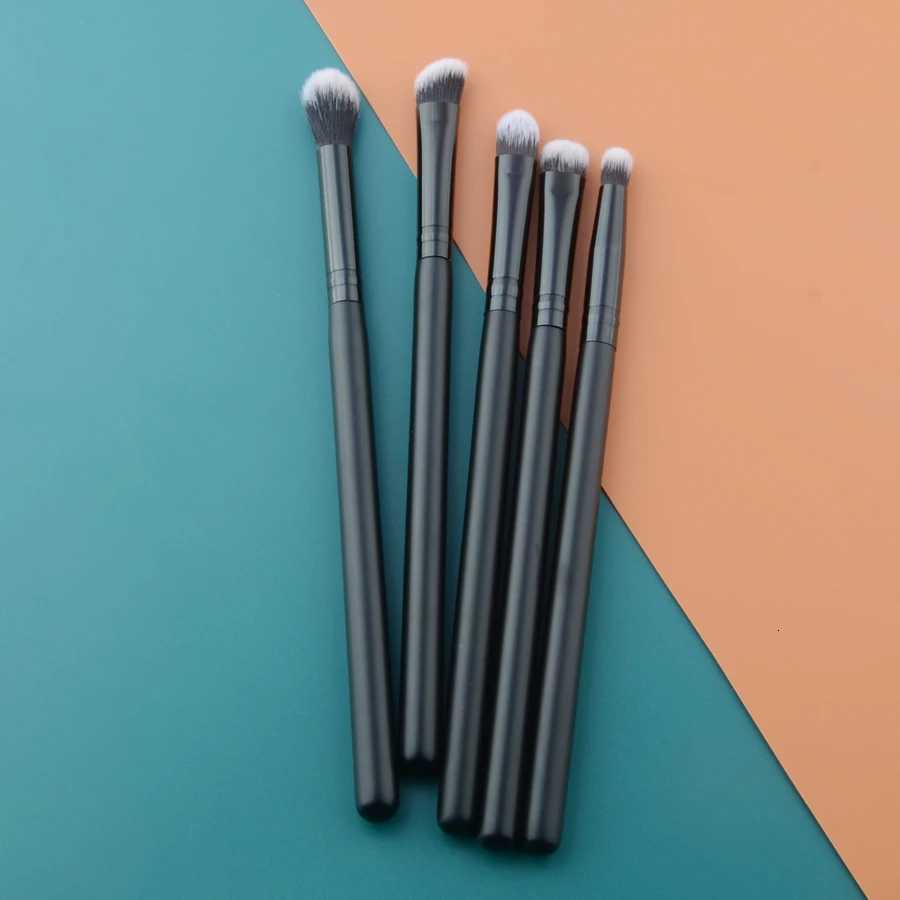 5pcs/set Eye Makeup Brushes Basic Eyeshadow Makeup Brushes Black Eyeshadow Smudge Crease Cosmetic Tools XJ2500716