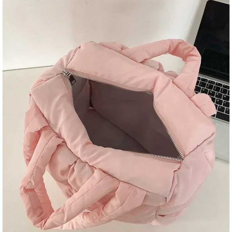 Women Checkered Quilted Shoulder Bag Solid Color Soft Handbags Soft Tote Handbags Pink Sapce Padded Tote Brand Designer