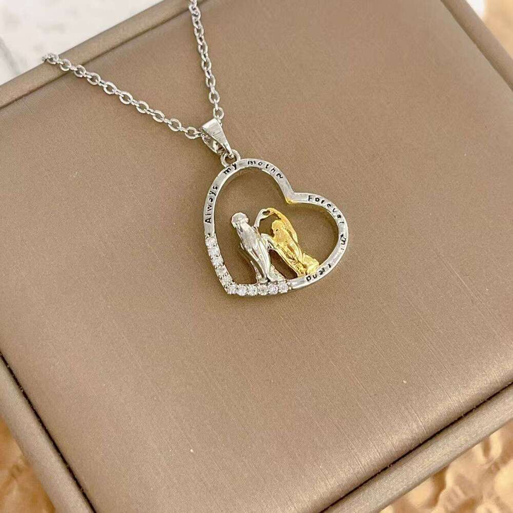 Mother's Day Heart-Shaped Mother-Daughter Love Necklace Light Niche Fashion Jewelry Non-Fading Collarbone Chain 554
