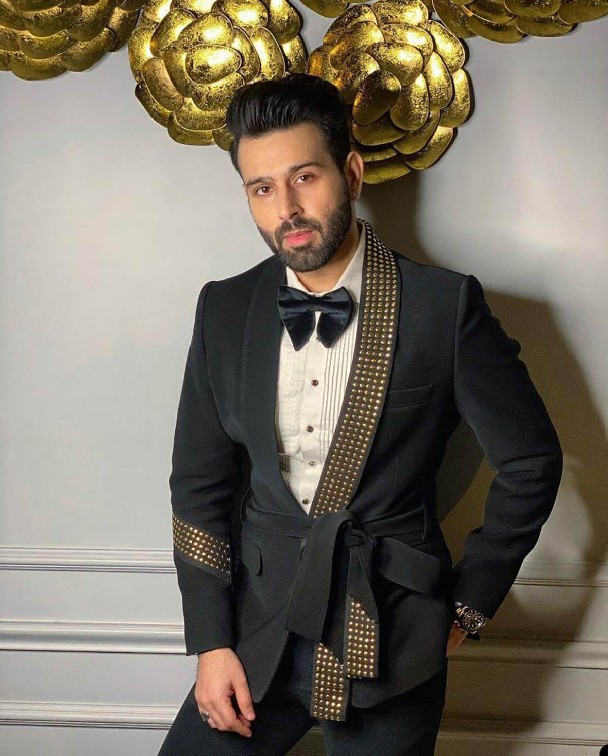 Designer Sashes Wedding Tuxedos Beaded 2 Piece Set Jacket Pants Men Suit Classic Fit Shawl Lapel Groom Wear Suits Customized