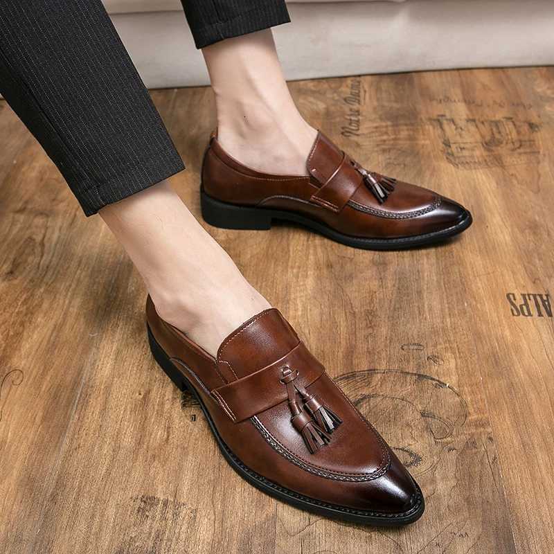 Trendy Mens Tassel Driving Shoes Comfortable Business Wedding Dress Black Brown Slip On Loafers Oxford Mens Tennis Shoes Y250715