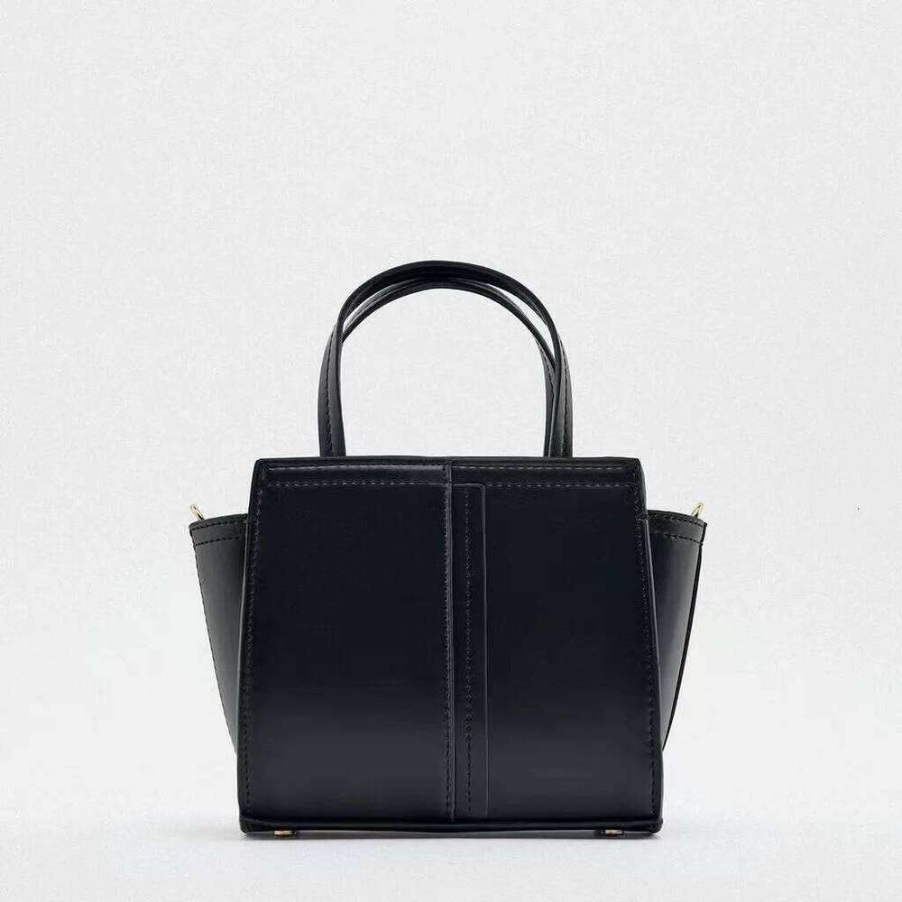 2022 New Trendy Chain Messenger Handbag Fashion Square High Quality Ladies Textured Crossbody Shoulder Bag