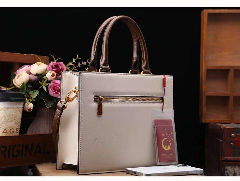 Vintage Designer Delicate Embroidery Cat Printing Women Popular and Fashionable Tote Bag with Large Capacity