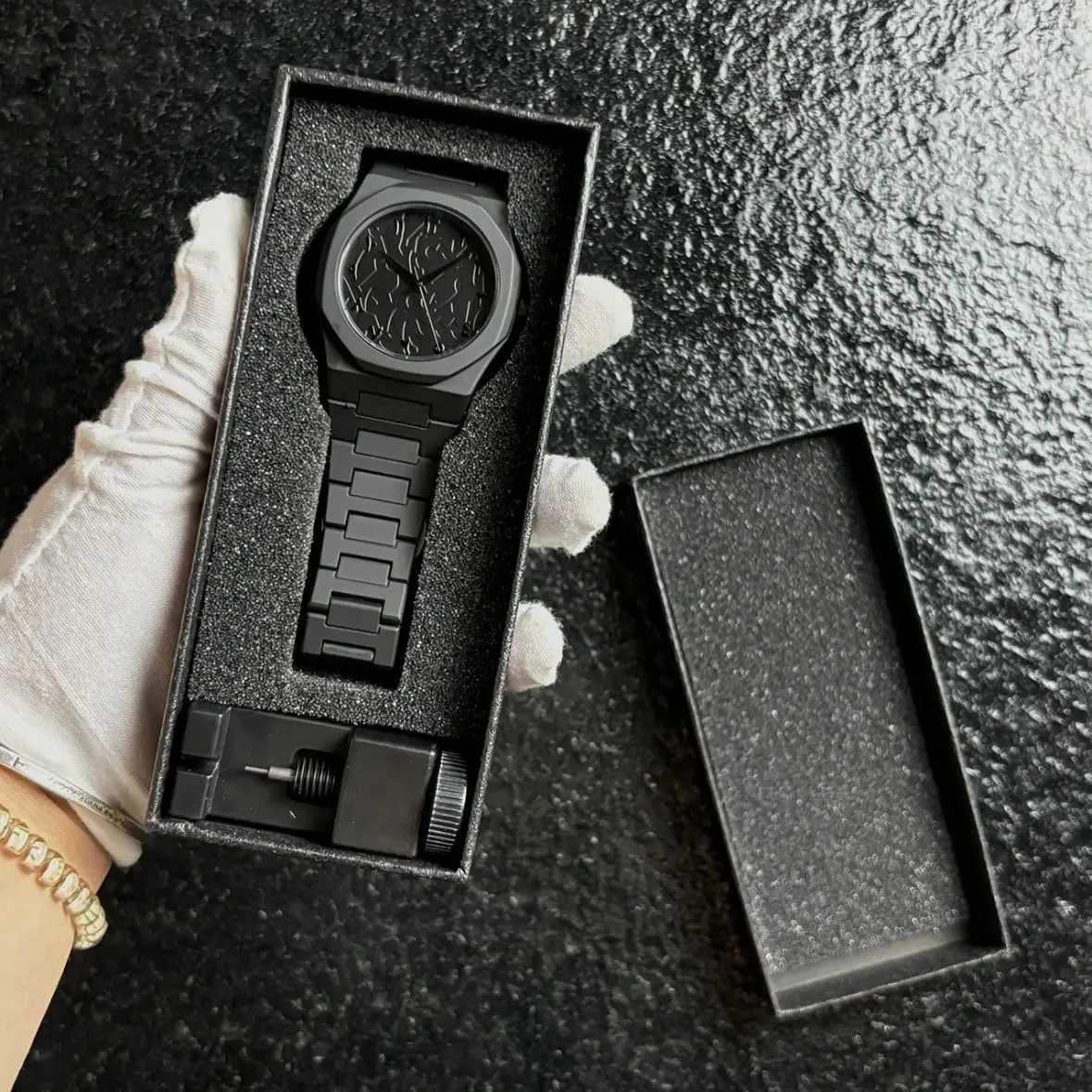 Luxury High-end Mens Fashion Quartz for Man Light Luxury Waterproof Large Dial Minimalist Person Trend Wrist Y250715