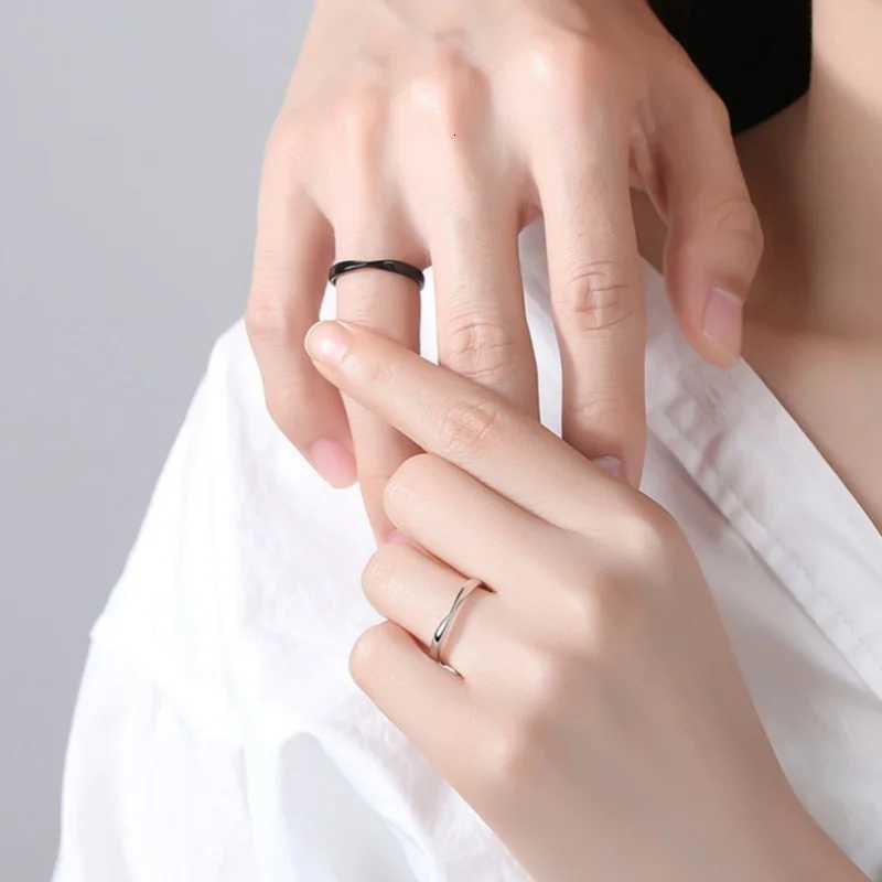 New Mobius Couple Rings For Women Men Simple Black White Adjustable Simple Ring Fashion Wedding Birthday Proposal Gifts S250716