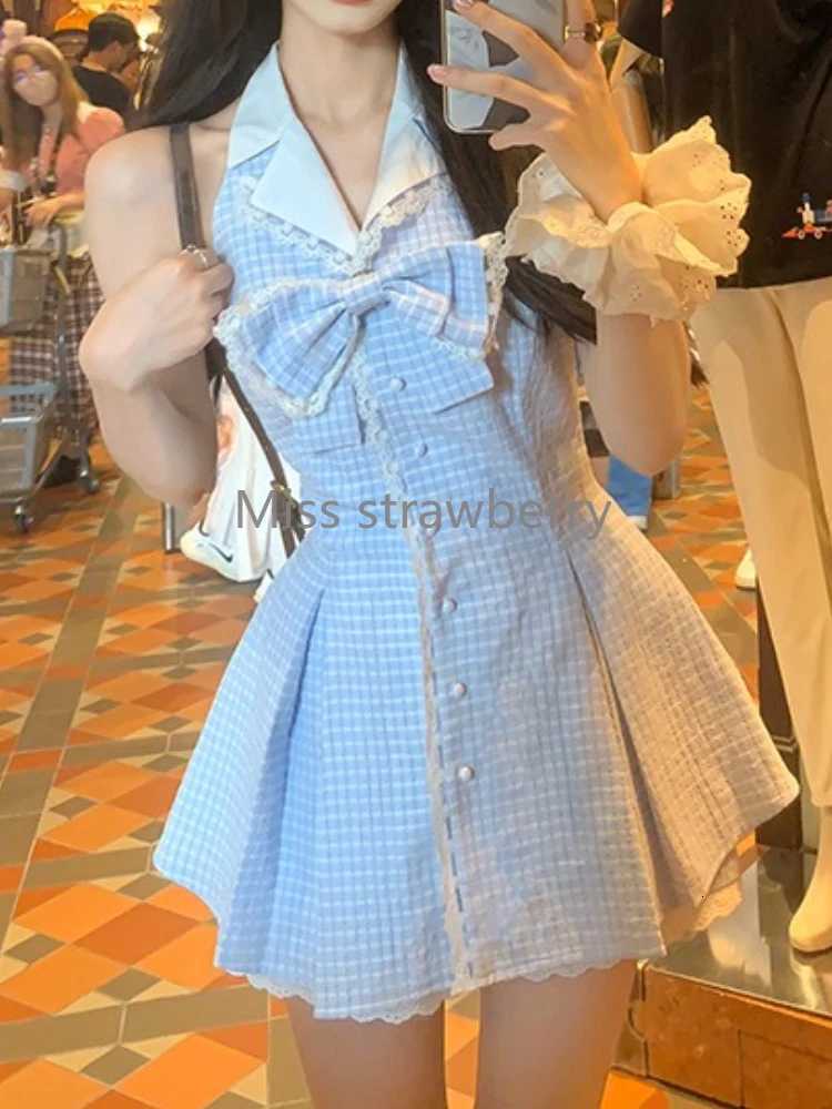 France Elegant Plaid Slim Dress Women Summer Sweet V-neck Sleeveless Blue Thin Dresses Design Fashion Bow Ruffle New Outfits R250716