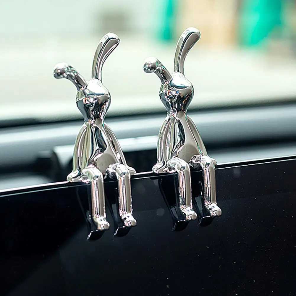 Nordic Electroplated Rabbit Figurine Car Center Console Ornament Home Desk Decor Minimalist Art Gift for Vehicle Living Room S25716