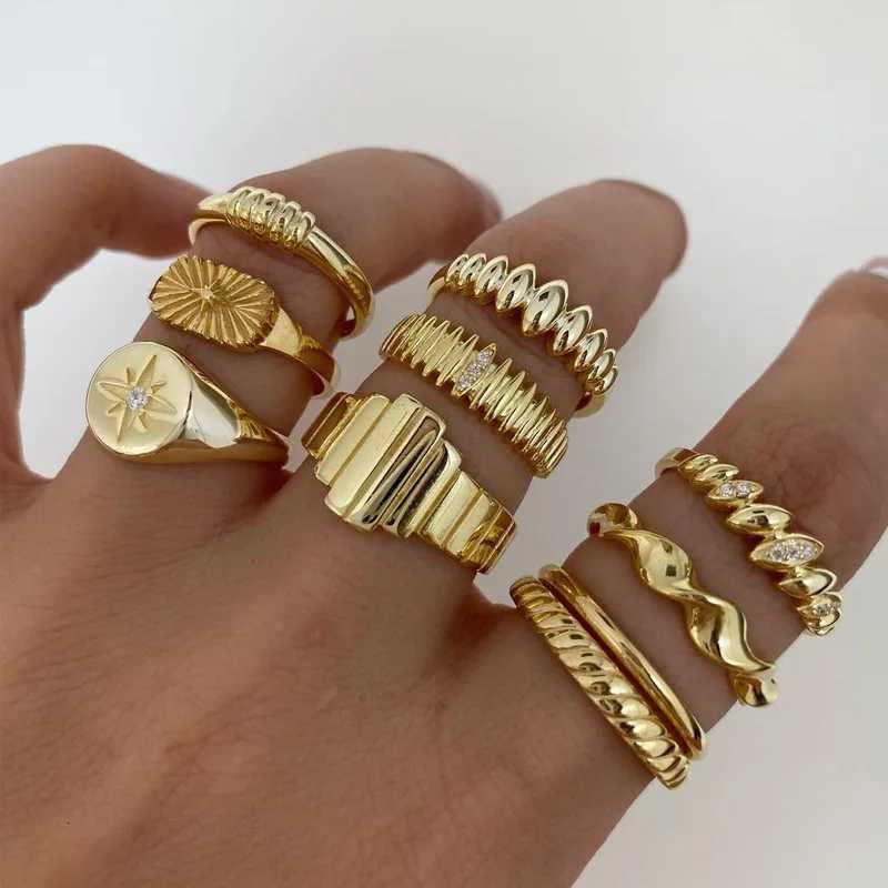 10Pcs Vintage Metal Star Rings set for Women Stripe Zircon Opened Rings For Party Birthday Gifts 2024 New S250716