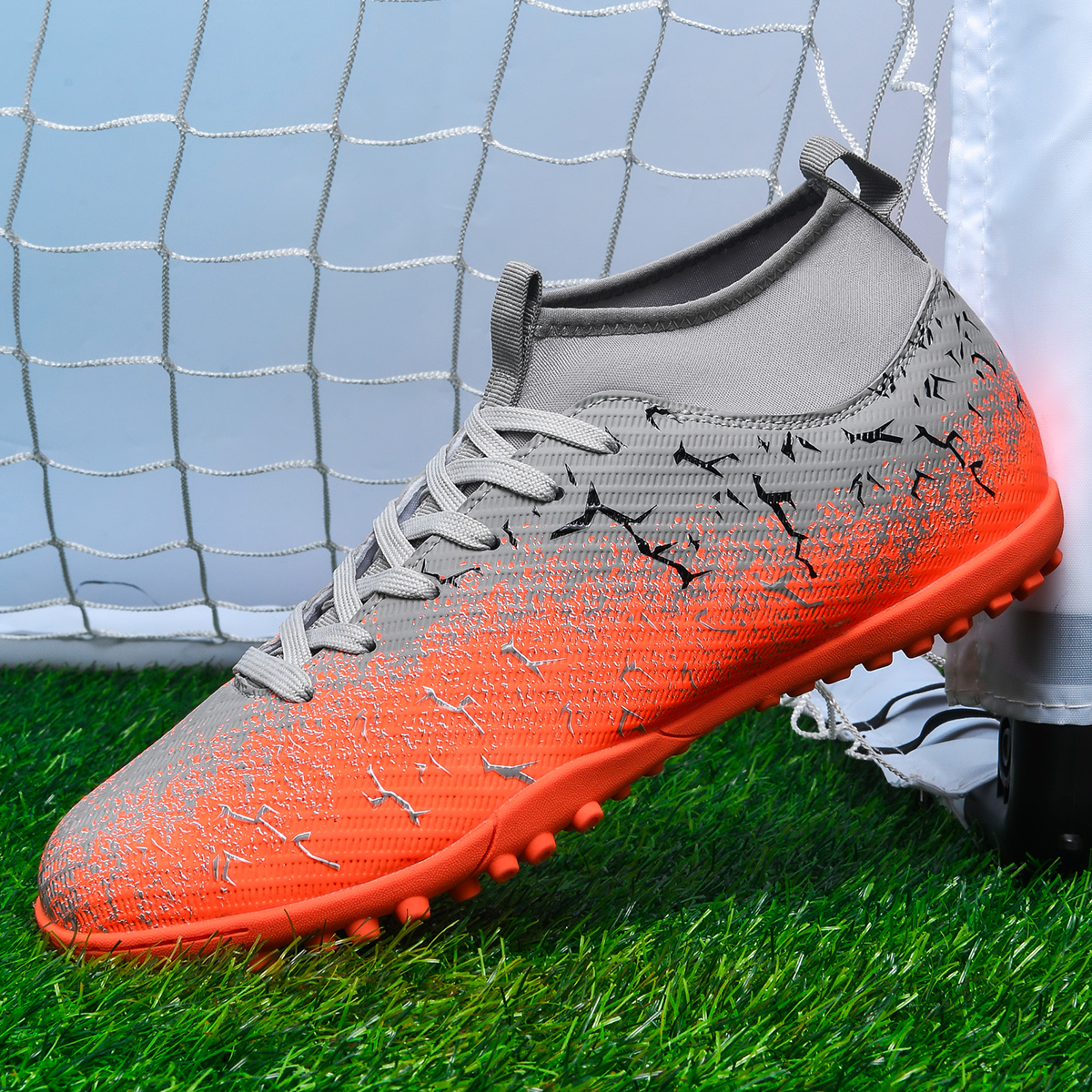 Men's Football Shoes with Broken Studs - Suitable for Children & Students