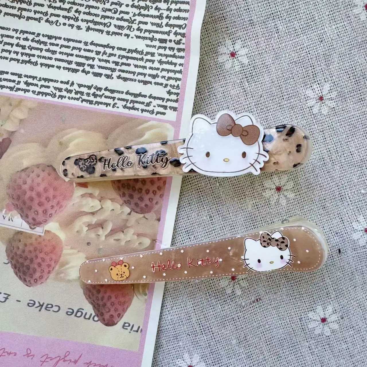 Sanrio 4pcs Sanrio Retro Leopard Pattern HelloKitty Hair Clip Sweet Girl Edge Clip Cartoon Cute Hair Accessoryw250716