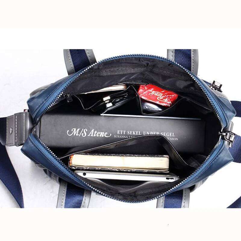 Men's Shoulder Messenger Bag Multifunctional Largecapacity Waterproof Wearresistant Lightweight Business Casual Handbag