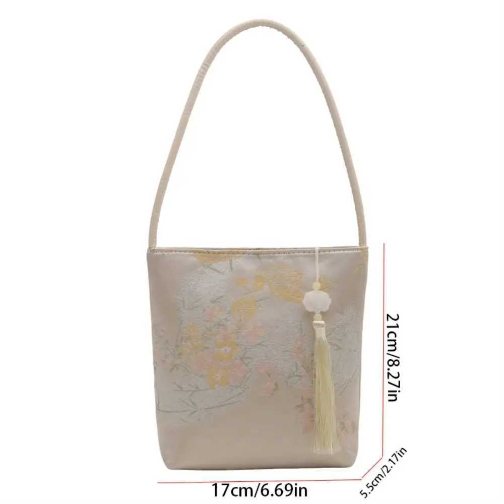 Printed Embroidery Shoulder Bag Large Capacity Handbag Hanfu Bucket Bag Floral Tote Bag New Chinese Style Handbag Outdoor