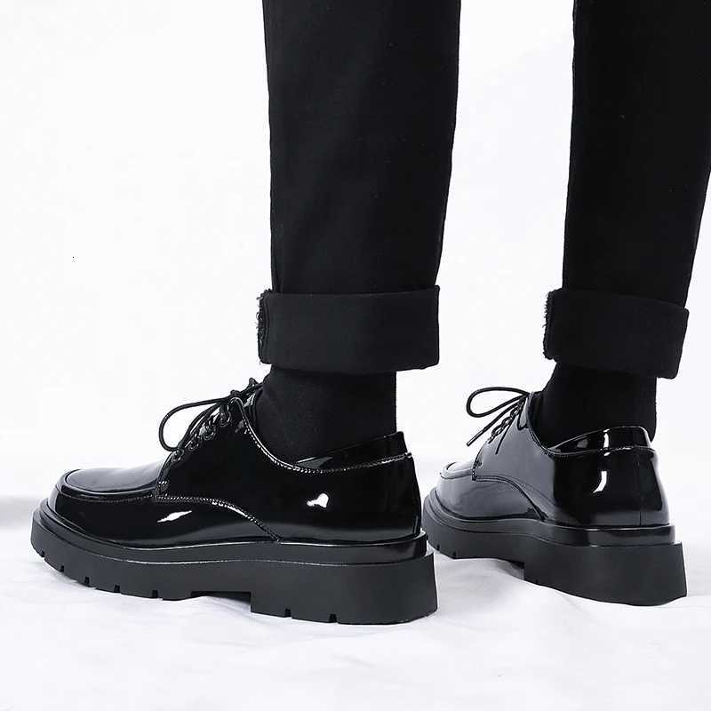 Summer Patent Leather Men Shoes Plus Size Casual Business Formal Shoes Thick Sole Hollow Out Breathable Party Office Oxfords W250716