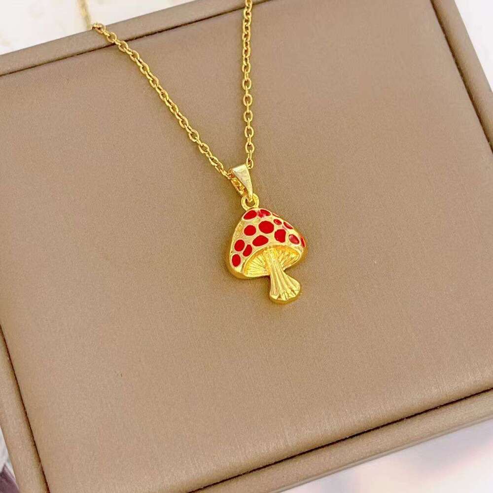Hot Selling Oil Drop Cute Mushroom Necklace For Women Fashionable Versatile High-End Titanium Steel Non-Fading Collarbone Chain A63