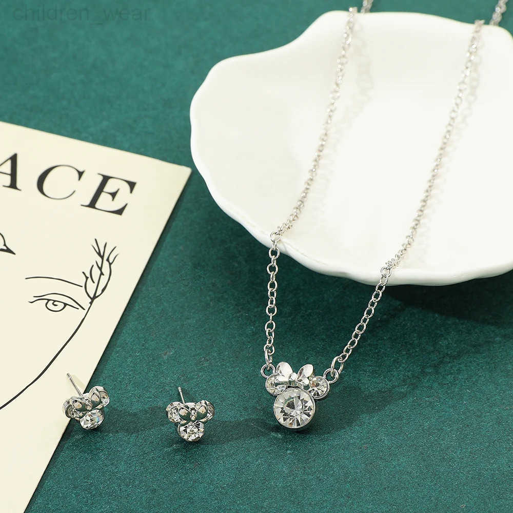 Disney Simple Shiny Zircon Minnie Pendant Necklaces Earrings for Women Girls Jewelry Set Collar Accessories Gift W20250716
