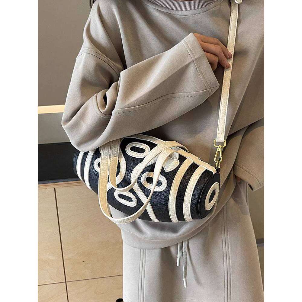 Niche Design Fashion Rugby For Women New Trendy Internet Celebrity Unique Handbag Personality Single Shoulder Underarm Bag